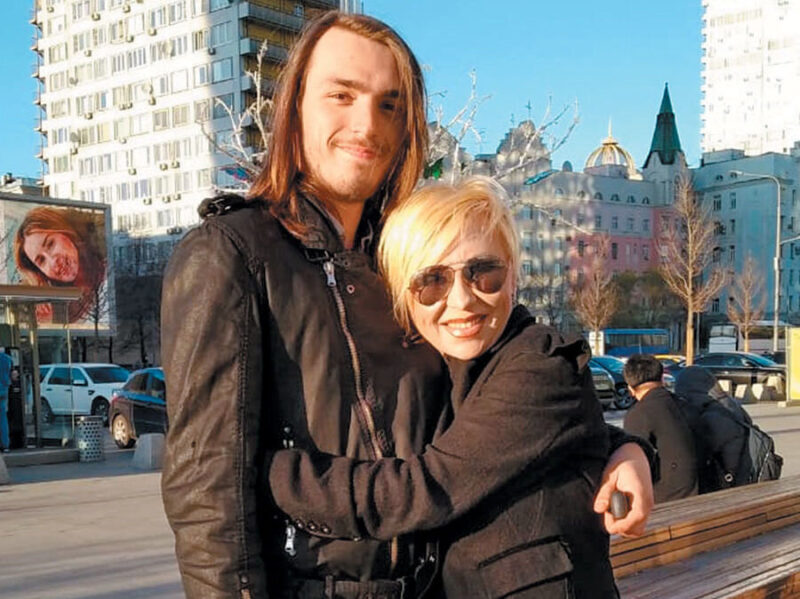 «Её смех помогал нам»: как сложились судьбы детей Валентины Легкоступовой после трагедии в 54 года