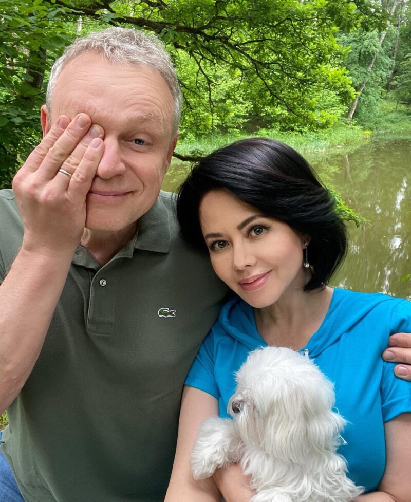 «Вылитая Заворотнюк»: почему третья жена 63-летнего Сергея Жигунова так не похожа на себя?