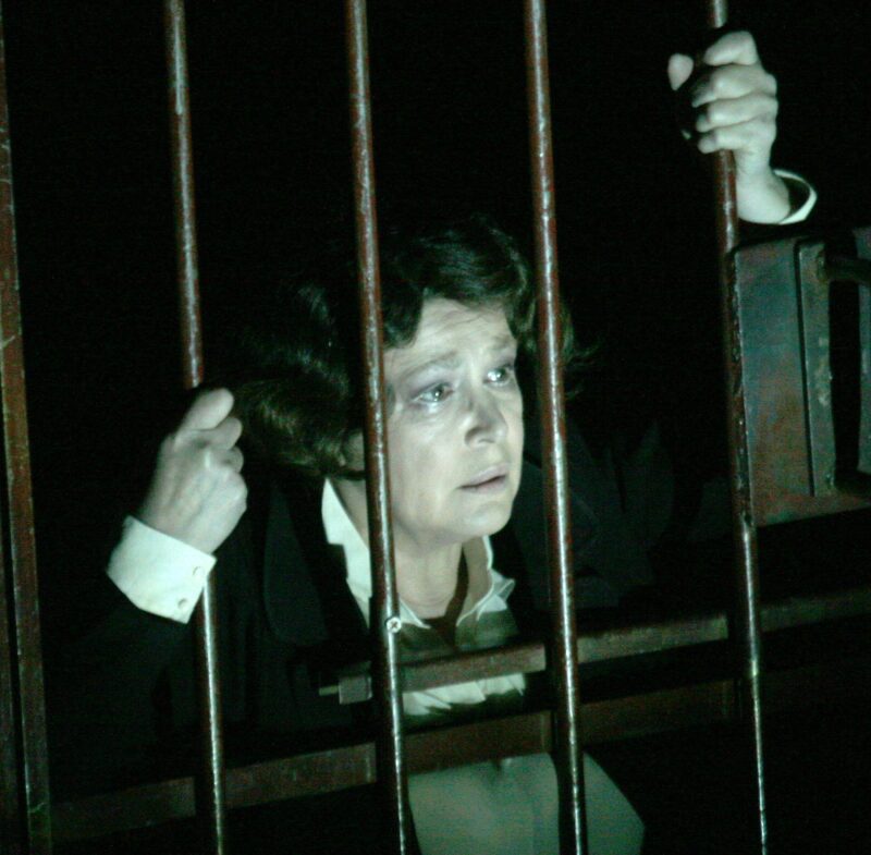 Тайны Марины Неёловой: предательство, рождение дочери и счастье в браке