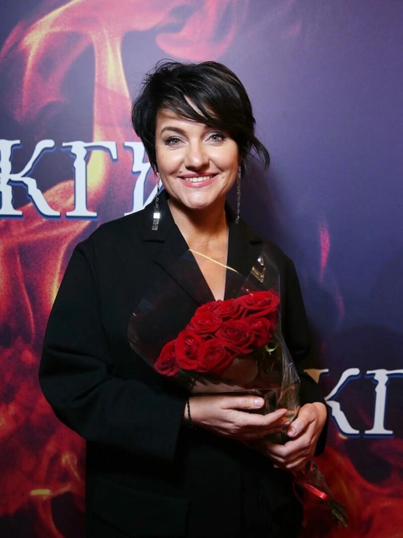 «Мама тут вообще при чём?»: как выглядит 13-летняя дочь Инги Оболдиной, рожденная, когда актрисе было почти 44