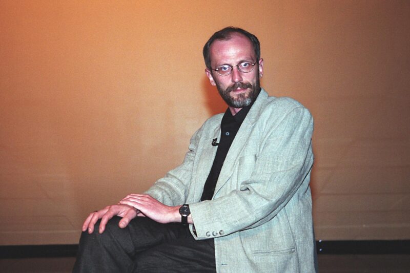 Шестой брак Гордона: 20-летняя жена и миллионы на алименты