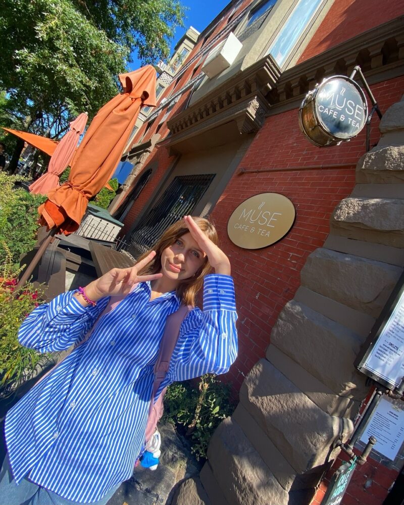 «Не пришлось бы менять привычный уровень жизни»: почему 37-летняя Ольга Шелест ждала 12 лет, прежде чем стать мамой