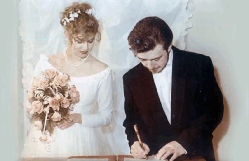 Елена Бирюкова с первым мужем, Александром Романовским