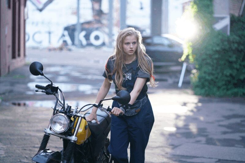 Саша Бортич в сериале «Полицейском с Рублёвки» 2016 г.: образ, ставший визитной карточкой.