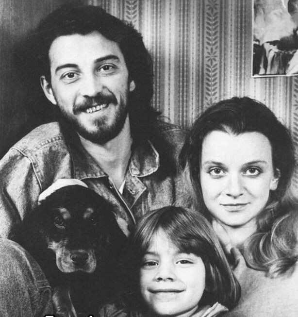 Николай Добрынин, Анна Терехова и маленький Миша в счастливые годы их совместной жизни.