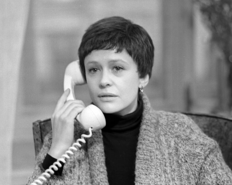 Тайны Марины Неёловой: предательство, рождение дочери и счастье в браке