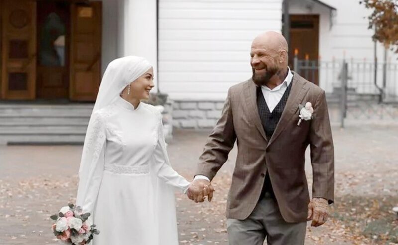 От ринга до окопов: почему легендарный боец променял США на Донбасс?