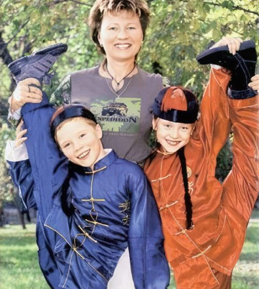 Татьяна Секридова с детьми от Евгения Жарикова