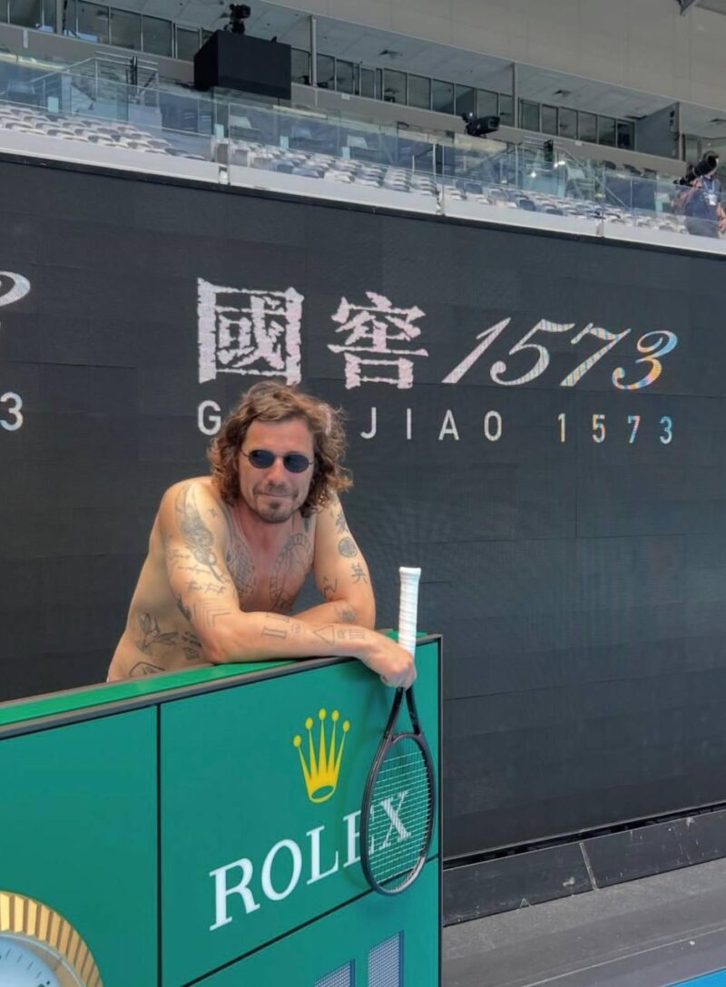 Сафин вернулся! Зачем легенда тенниса прервал молчание?