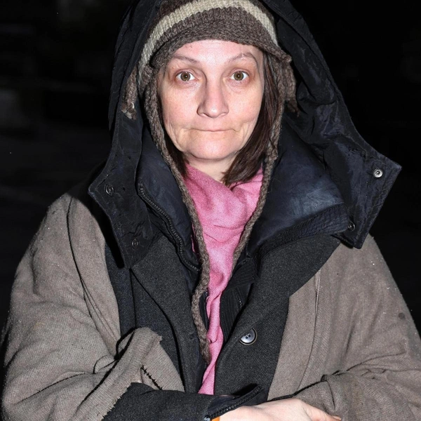 Последние годы жизни актрисы: папарацци запечатлели её тяжёлое состояние.