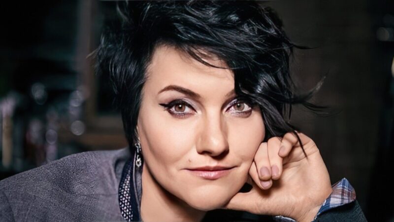 «Мама тут вообще при чём?»: как выглядит 13-летняя дочь Инги Оболдиной, рожденная, когда актрисе было почти 44