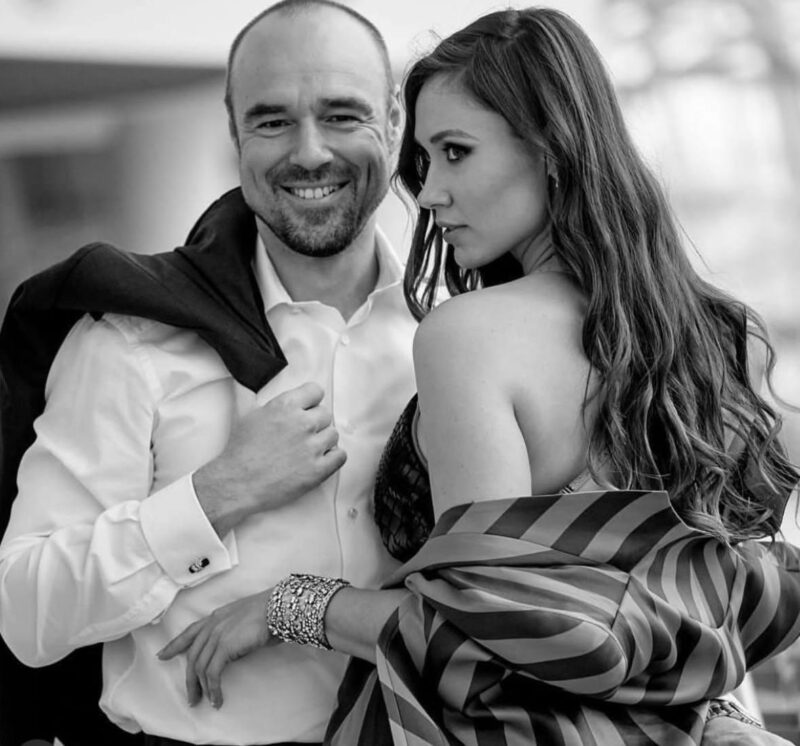 Новая любовь Диброва: знакомая бывшей и трое детей! Но это не всё...