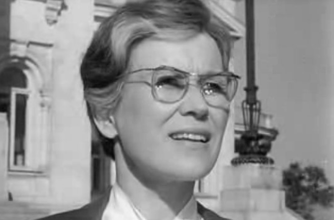 Роль летчицы Надежды Петрухиной стала знаковой для Булгаковой