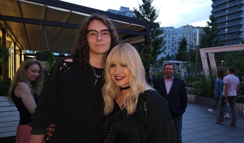 «Он сделал меня»: как 55-летняя Анжелика Агурбаш пережила развод с «колбасным королём», оставшись с тремя детьми и без жилья