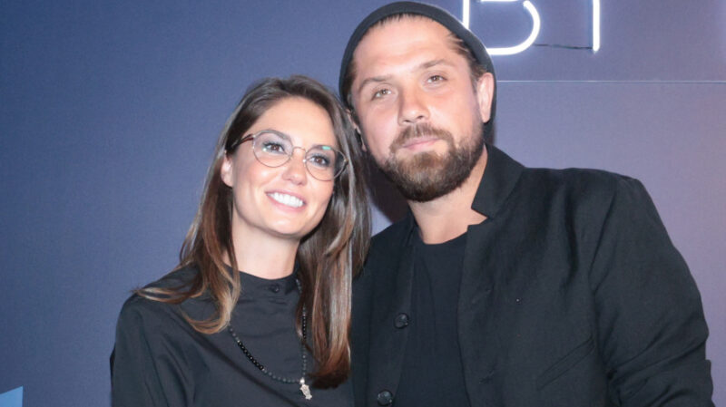 Роман Маякин и Агата Муцениеце на совместных съёмках.