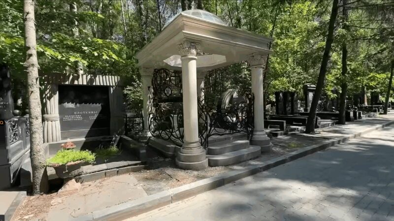 Кадр из видео, запечатлевший Долорес Кондрашову в зрелые годы.