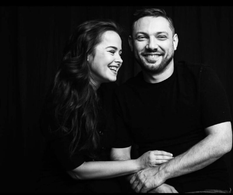 Наталия Медведева с мужем Александром Коптелем — счастливая семья.