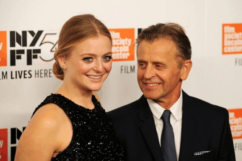 Михаил Барышников с дочерью Анной, продолжающей семейные традиции в искусстве.