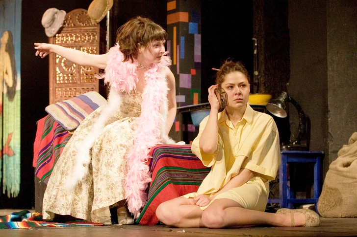 Роль Стеллы в «Трамвае „Желание“» принесла актрисе «Золотую маску».