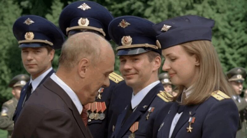 Анна Тараторкина в фильме «07-й меняет курс», где она исполнила одну из своих первых крупных ролей.