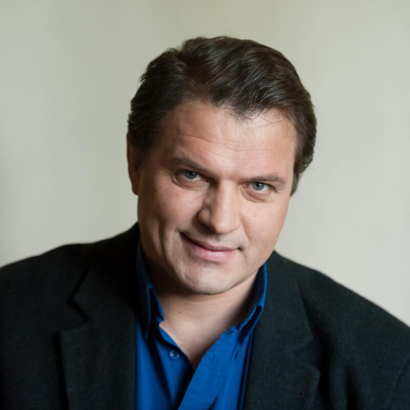 «Один раз виноват был я»: как 57-летний Андрей Биланов, кумир миллионов, остался без ролей и с тремя разбитыми браками