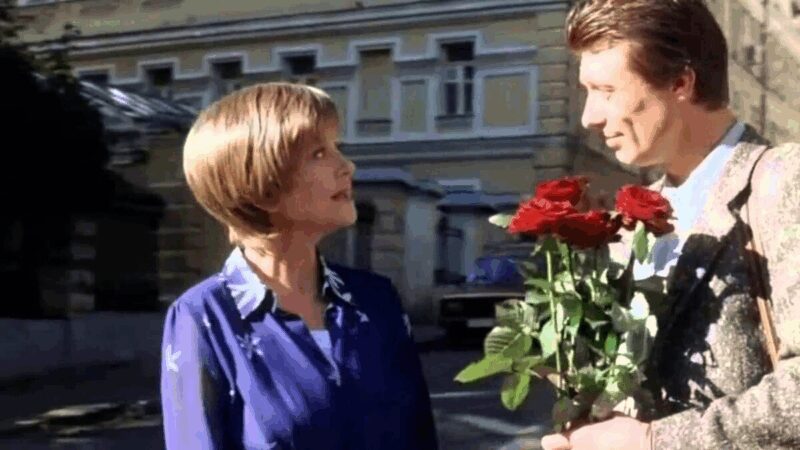 «Где была дочь?»: народный гнев обрушился на семью Веры Алентовой после трагического прощания