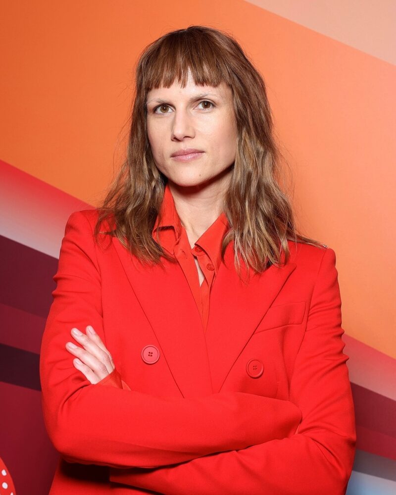 «Они почти сёстры»: 45-летняя Эмилия Спивак и 10-летний сын Марьяны Спивак — что связывает двух знаменитых актрис с одинаковой фамилией?