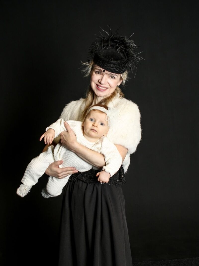 «Без него не смогу быть счастливой»: чем обернулся брак 37-летней пианистки с Арменом Джигарханяном