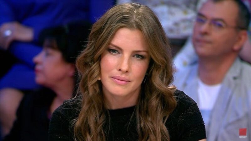 «Я пропал. Давайте жениться»: как юная блондинка свела с ума 90-х и пережила его трагический уход