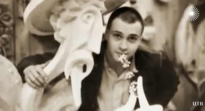 Николай Данелия в юные годы