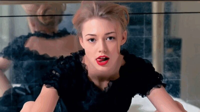 Оксана Акиньшина: от бунтарки до звезды