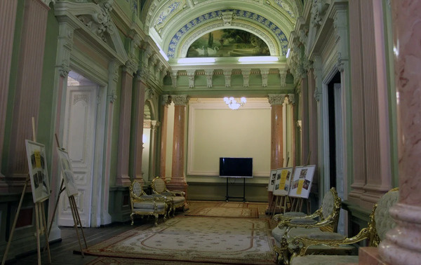 «Там витают духи»: как особняк Стахеева на Новой Басманной превращается в загадочное место «Битвы экстрасенсов»