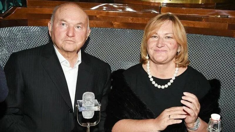 «Они не вернутся»: почему дочери Лужкова и Батуриной, 33 и 31 год, давно живут за границей?