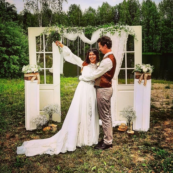 Избранницей Сальникова стала девушка не из мира шоу-бизнеса