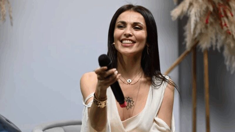 «Шок. Восторг. Потрясение»: как Сати Казанова получила духовный сан и почему это вызвало скандал