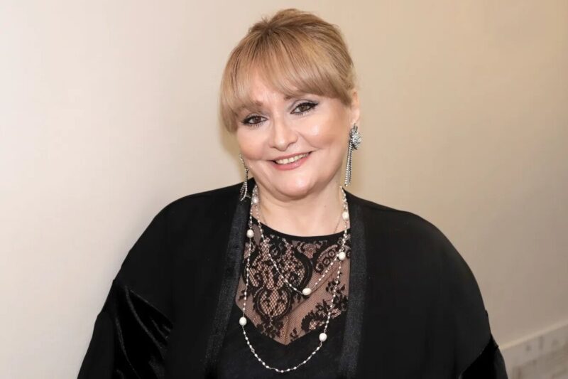 «Я женюсь на этой высокой девочке»: почему единственный мужчина Ии Нинидзе не дожил до свадьбы, оставив актрису с двумя детьми?