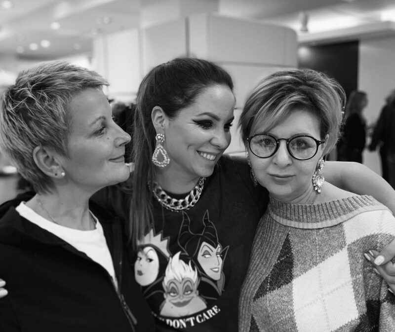 Нынешняя жена Сергея Варчука Ольга и его бывшая супруга Елена в хороших отношениях