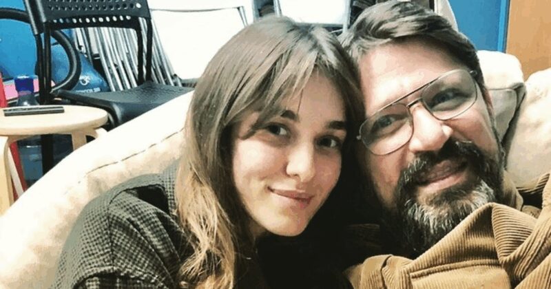 «Я вешу 38 кг»: молодая жена Виктора Логинова заявила о разводе после 6 лет брака и обвинила его в насилии