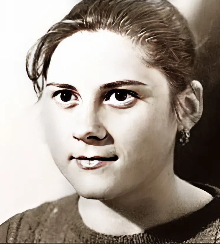 Анна Невская в.подростковом возрасте.