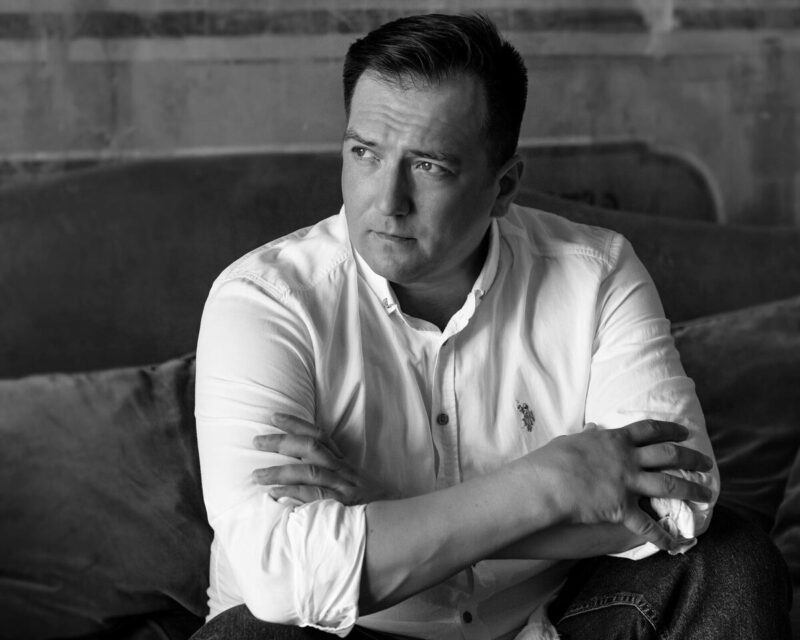 «Я поправился на 30 килограммов»: как изменился любимец миллионов, а его дочь-красавица уехала в США