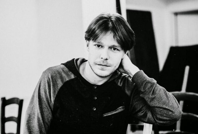 Никита Ефремов.