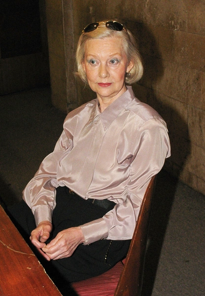 В 2025-м Збруева госпитализировали в НИИ имени Склифосовского из-за проблем с почками, но Савельева заверила, что муж отлично себя чувствует