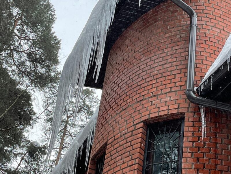 «Там нет ощущения музейной холодности»: как выглядит сказочный дом фигуристки Натальи Бестемьяновой