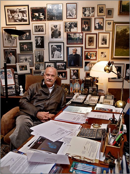 «Там целая философия»: как выглядит дом 78-летнего Никиты Михалкова на Николиной Горе