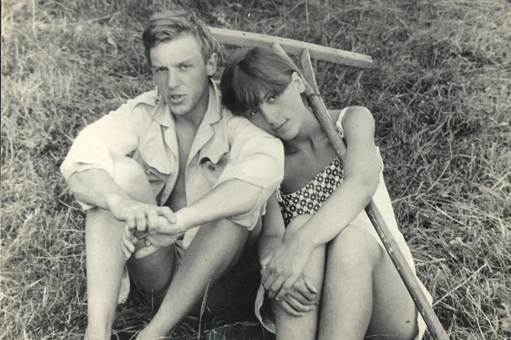 После развода Юлия Соболевская продолжила приглашать Половцева на съемки в продюсерские проекты