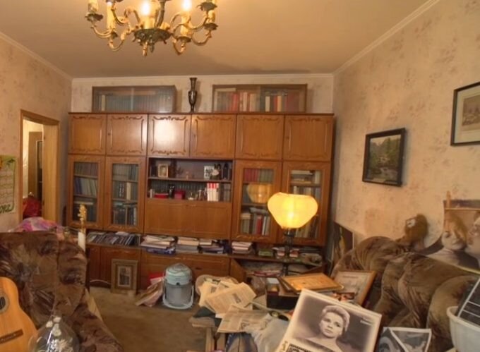 «Творческий беспорядок» или боль одиночества: как 80-летняя Тамара Сёмина встретила новый ремонт и изменила жизнь