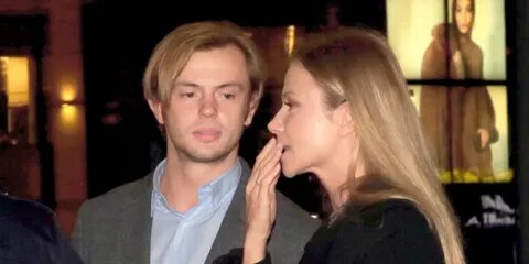 46-летняя Мария Миронова решилась на второго ребенка: «Я не стала повторять ошибок молодости»