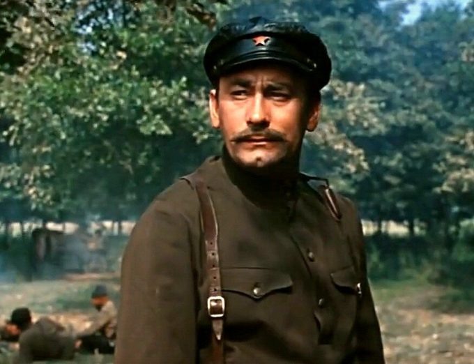 Кадр из «Свадьбы в Малиновке»: Владимир Самойлов в роли Назара.