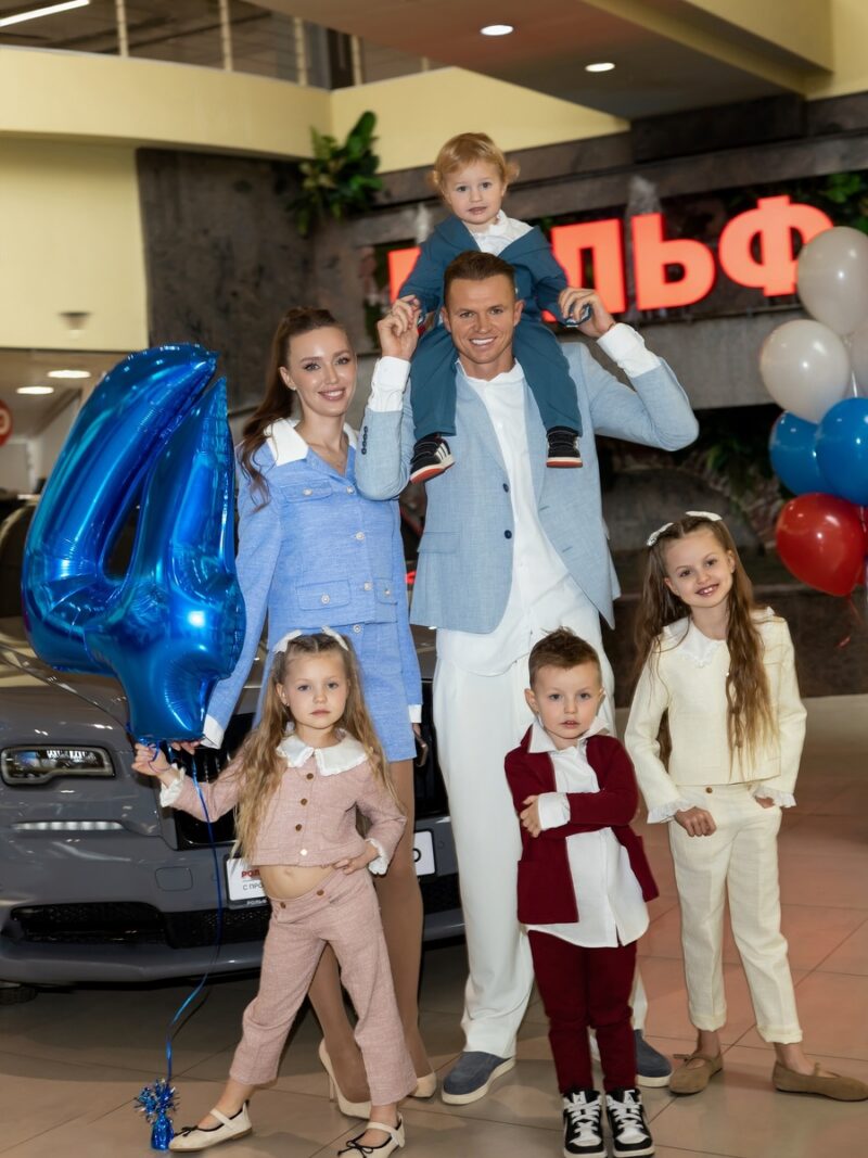 «Она человек непубличный»: как живёт первая жена Дмитрия Тарасова, которую он бросил ради Бузовой