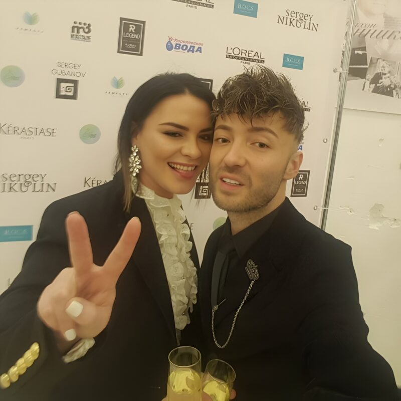 «Она исчезла из публичного поля»: как выглядит сестра Алины Кабаевой, которую никто не видел?